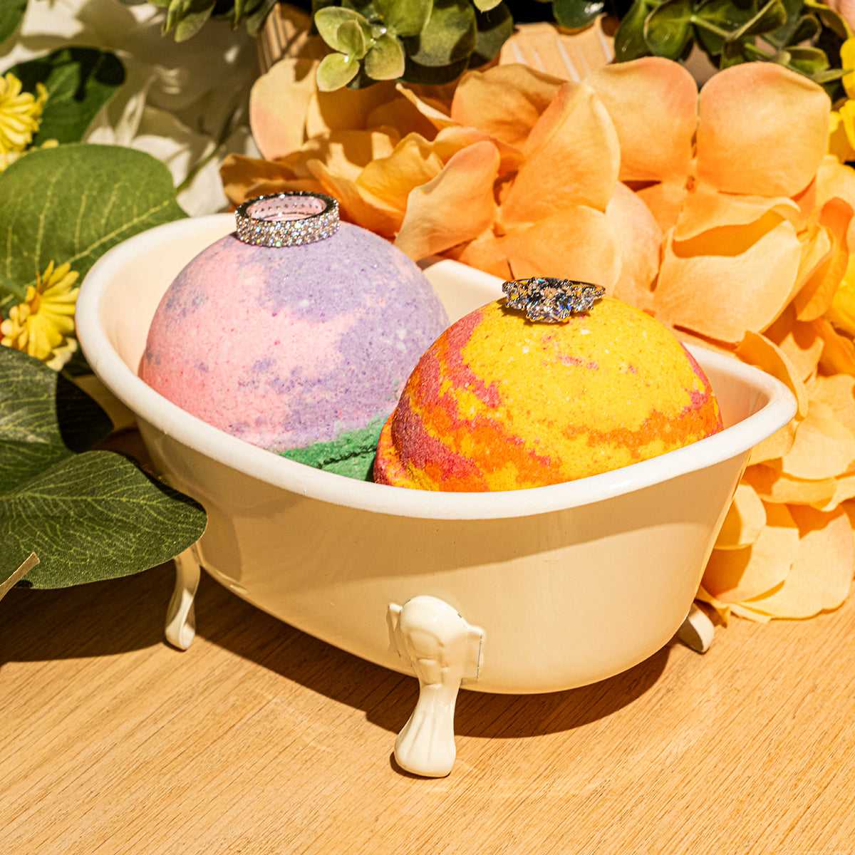 Citrus Bath Bomb with Hidden Jewelry - Luxurious Scented Self-Care Surprise