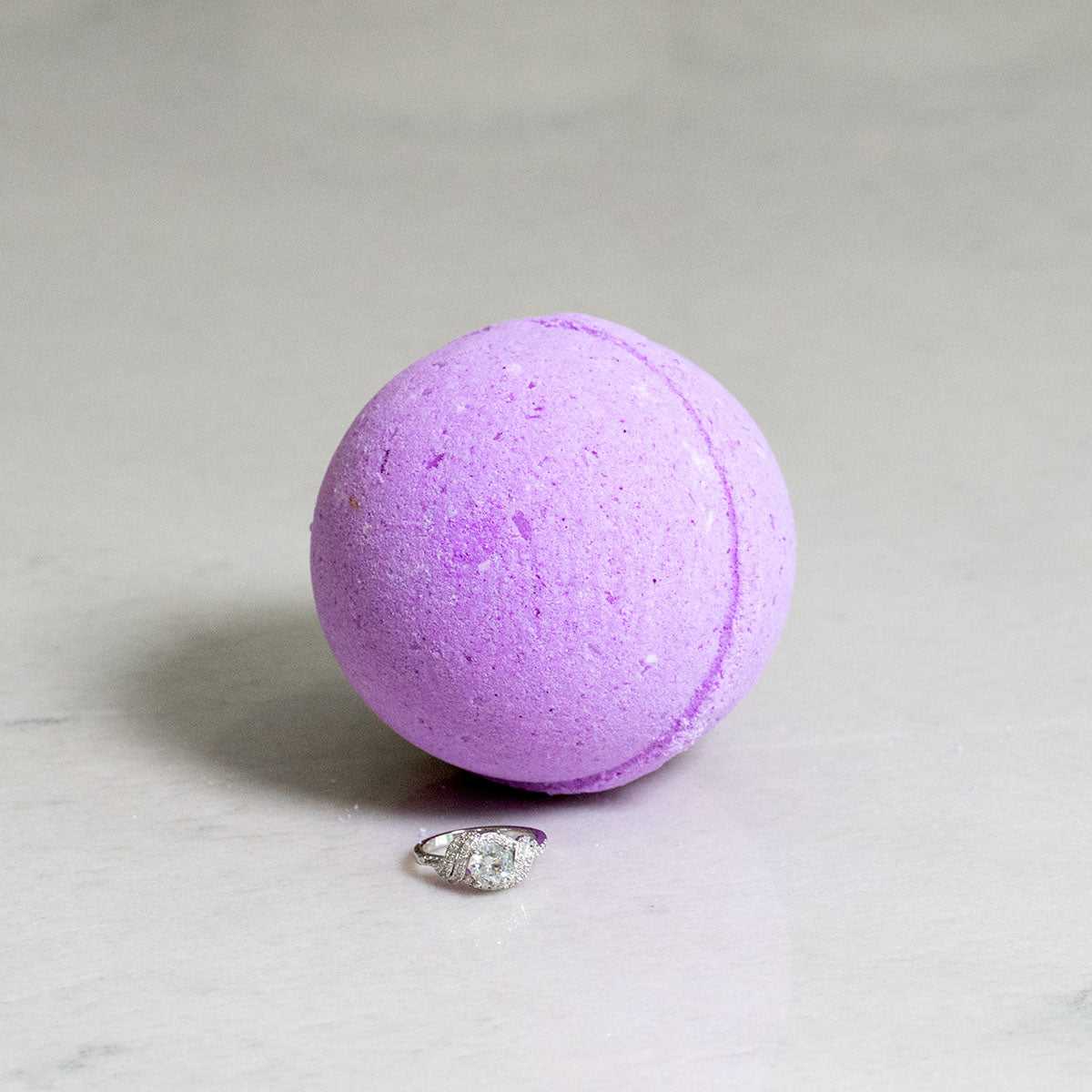 Early Morning Lilac 10oz Jewelry Bath Bomb by JewelScent